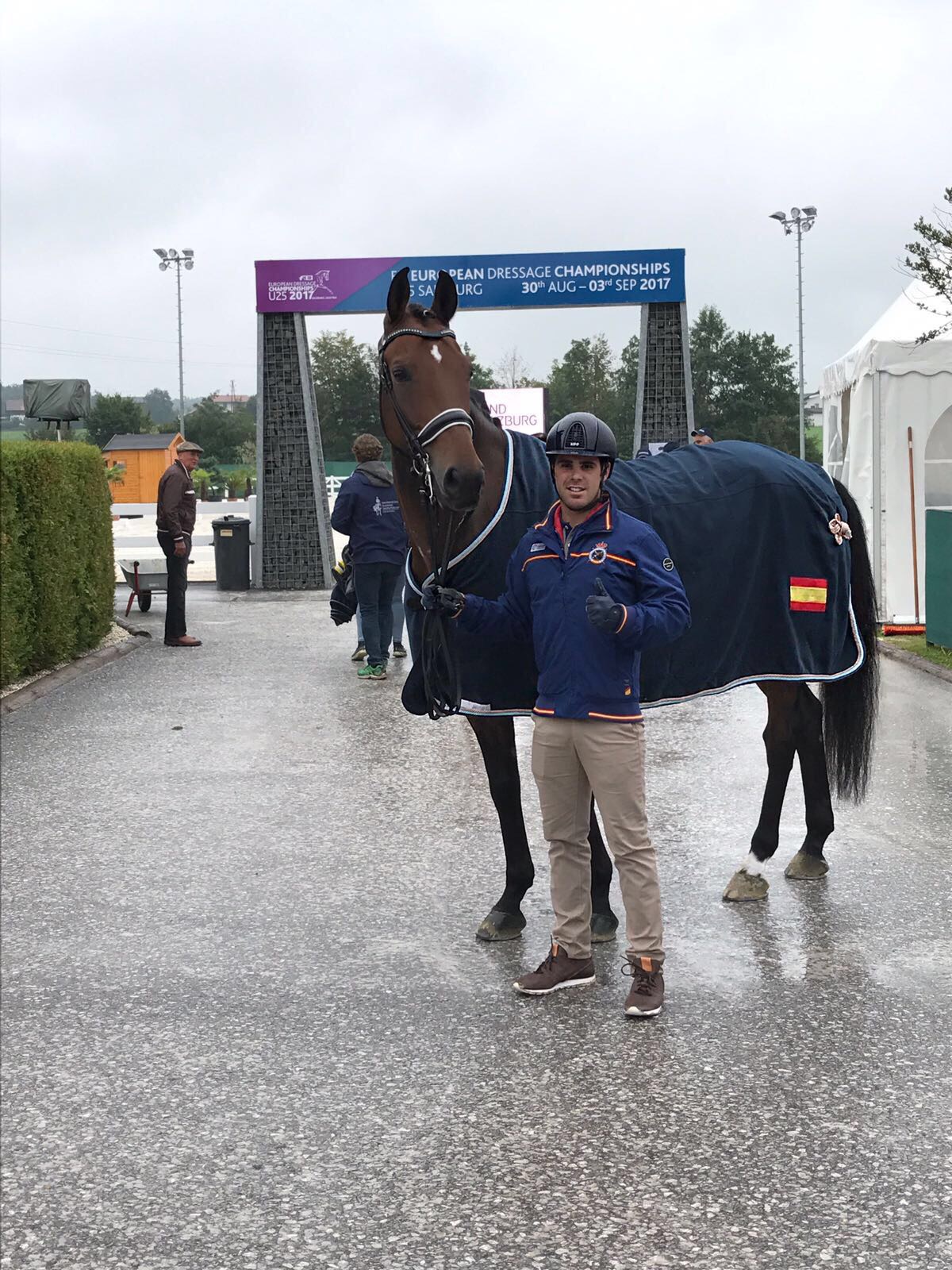 Antonio Laiz cierra la temporada 2017 en el podio del CDI de Salzburgo